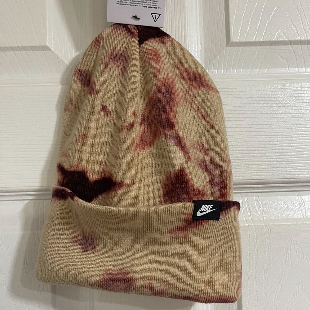 Nike Beanie NWT